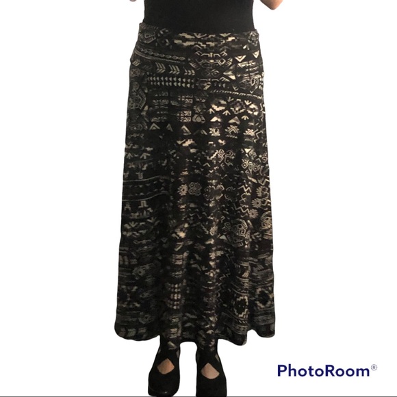 Mossimo Supply Co. black and white long skirt size M - Picture 1 of 4